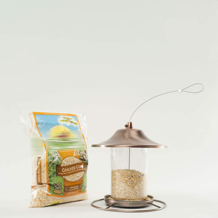 Cracked Corn Wild Bird & Backyard Wildlife Food